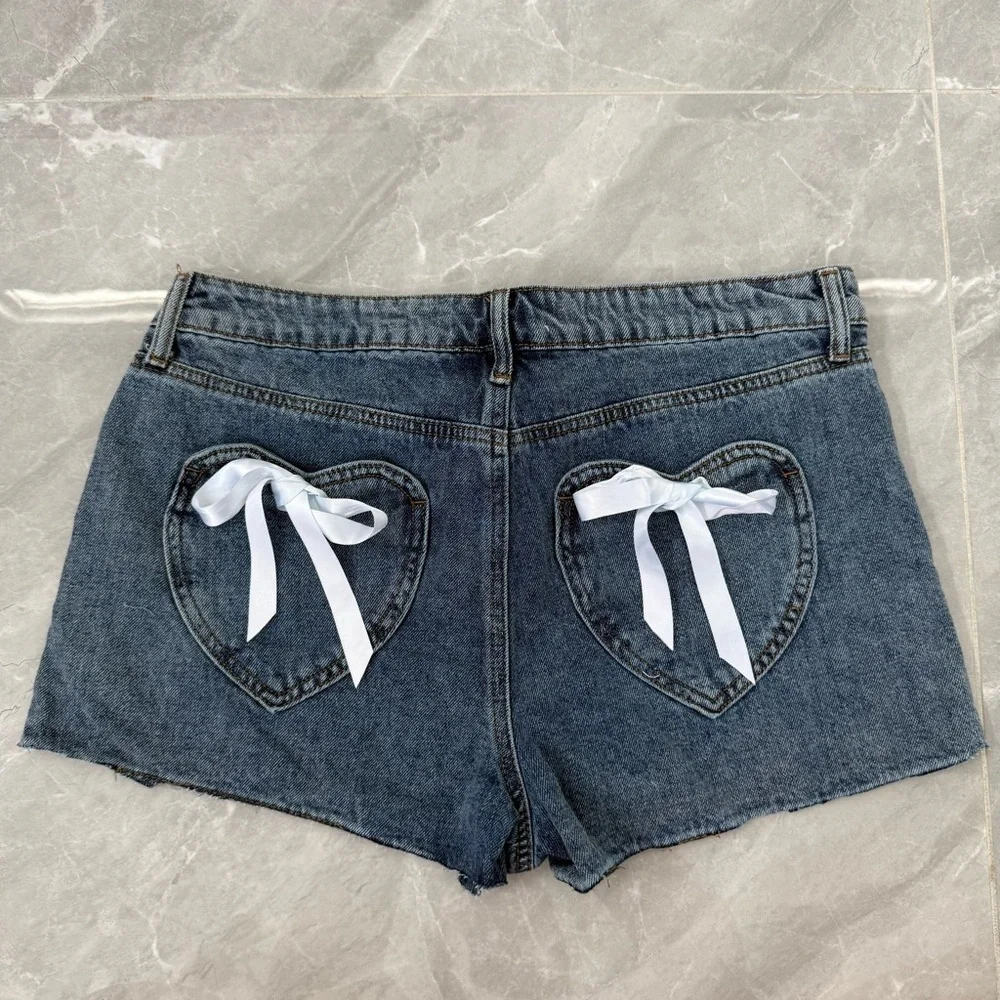 Women’s Ashley Mason Denim Jean Shorts Hearts Ribbon Bow Cottagecore Size 9 / 29